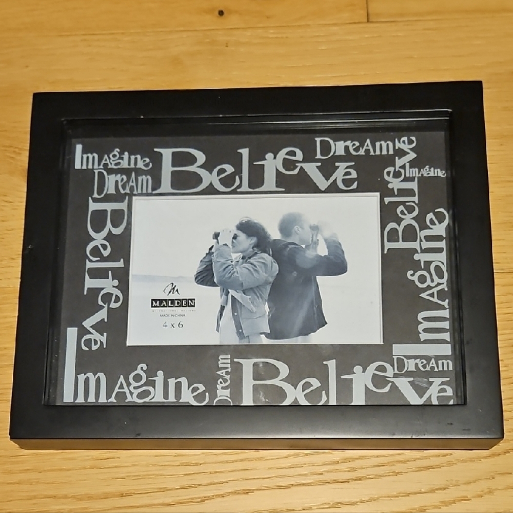 Malden Black and White Inspirational Frame